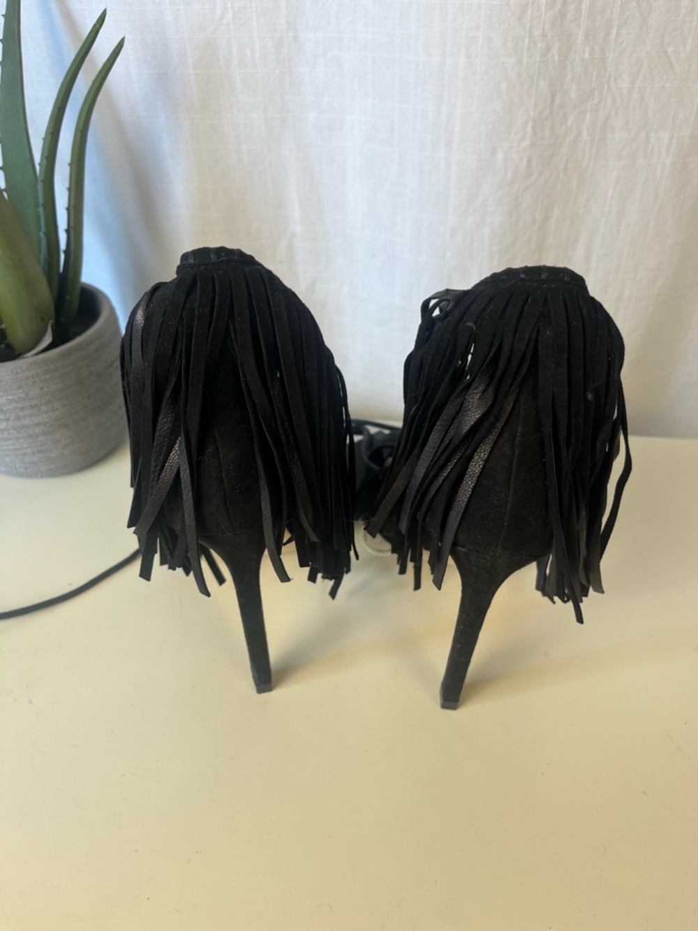 NWT Zara Black Suede Fringe Lace-Up Sandals - Picture 3 of 4